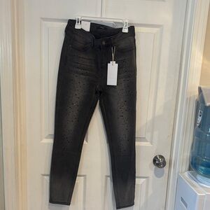 Stylish Black Women's Jeans
